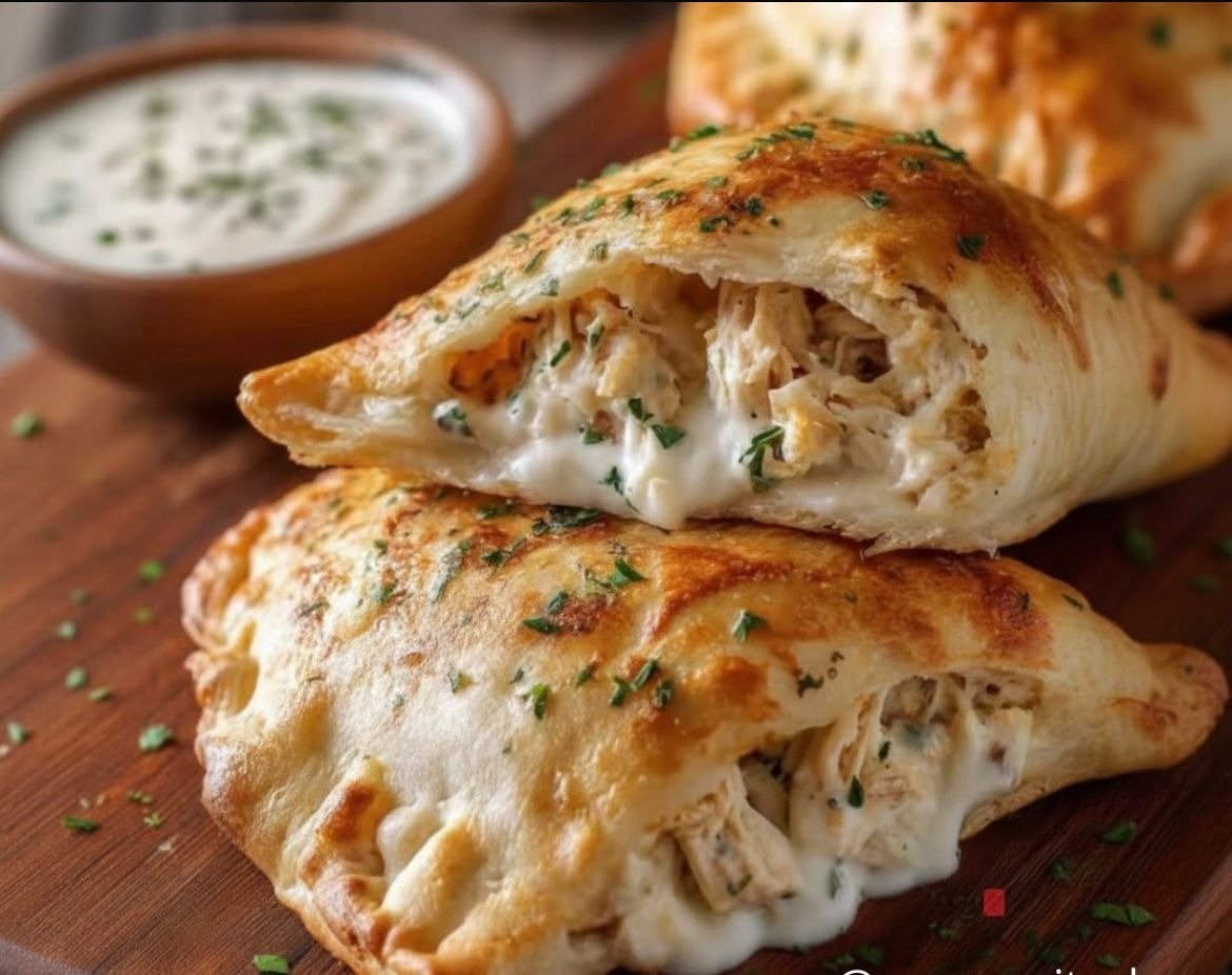 Calzone de Frango com Queijo